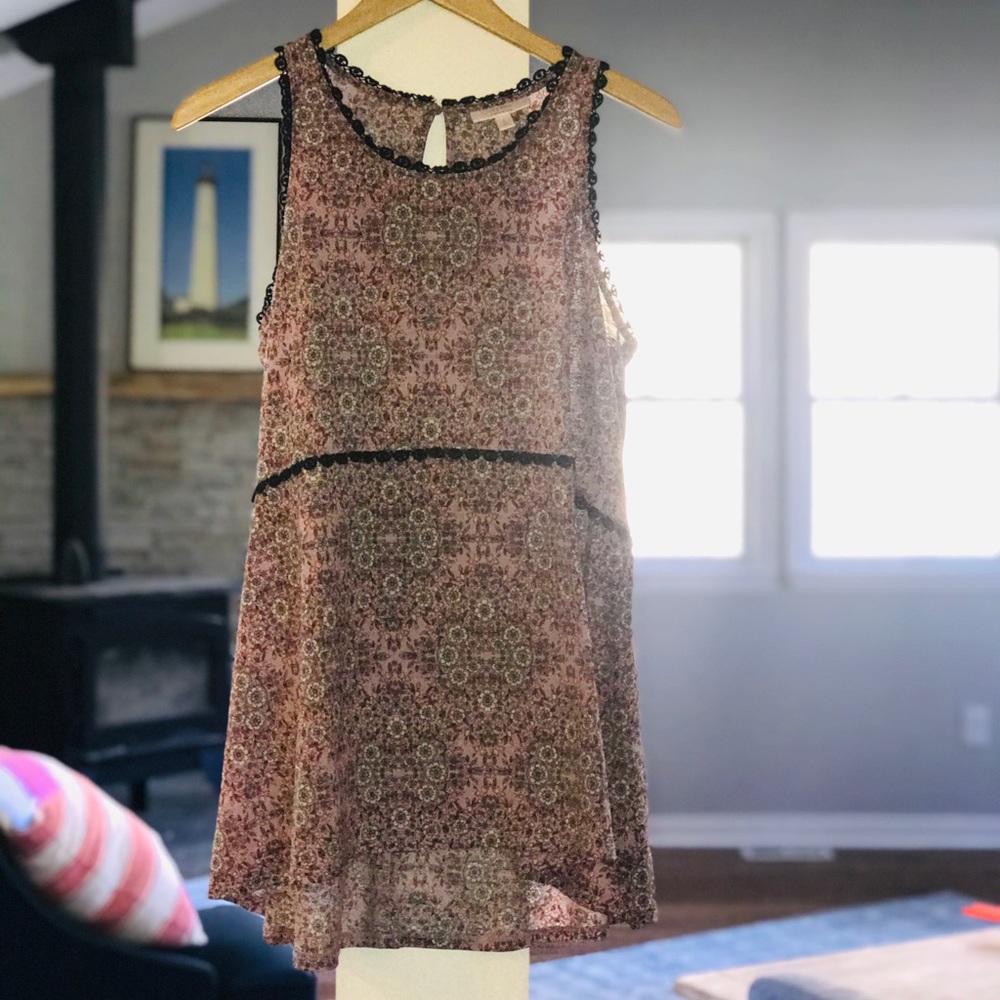 Lauren Conrad tunic top cute lilac print large